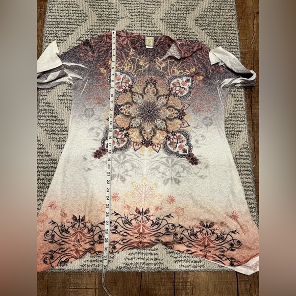 Jess & Jane Medallion Rhinestone Bohemian Top Blouse - Picture 7 of 9